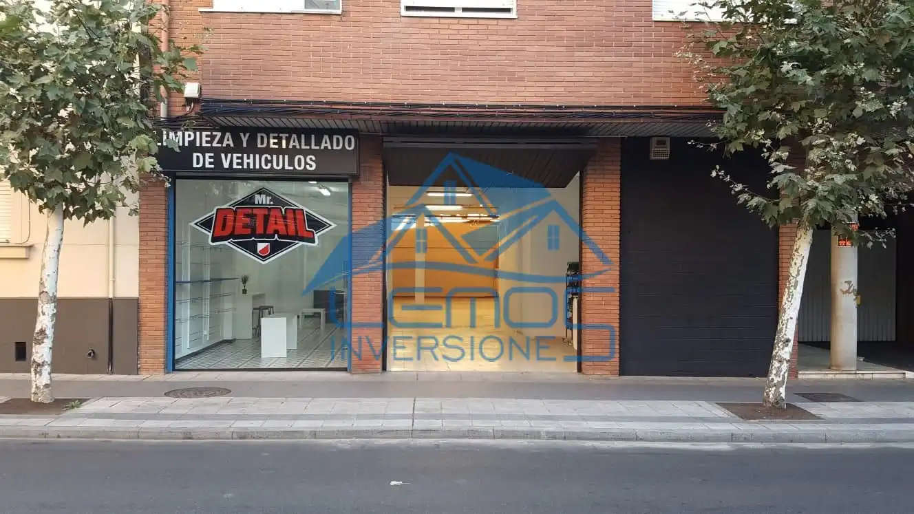 Local comercial en venda a De Mariano Andrés
