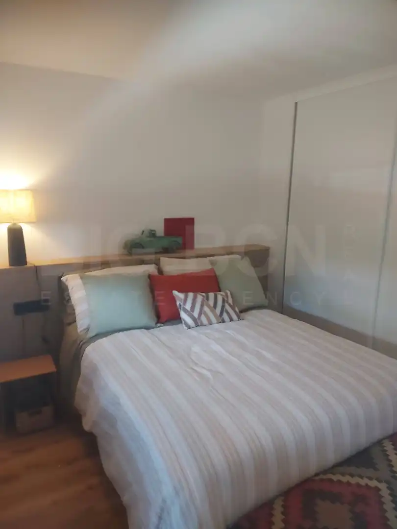 Habitación de Casa adosada de alquiler en Esplugues de Llobregat con Aire acondicionado, Calefacción y Parquet