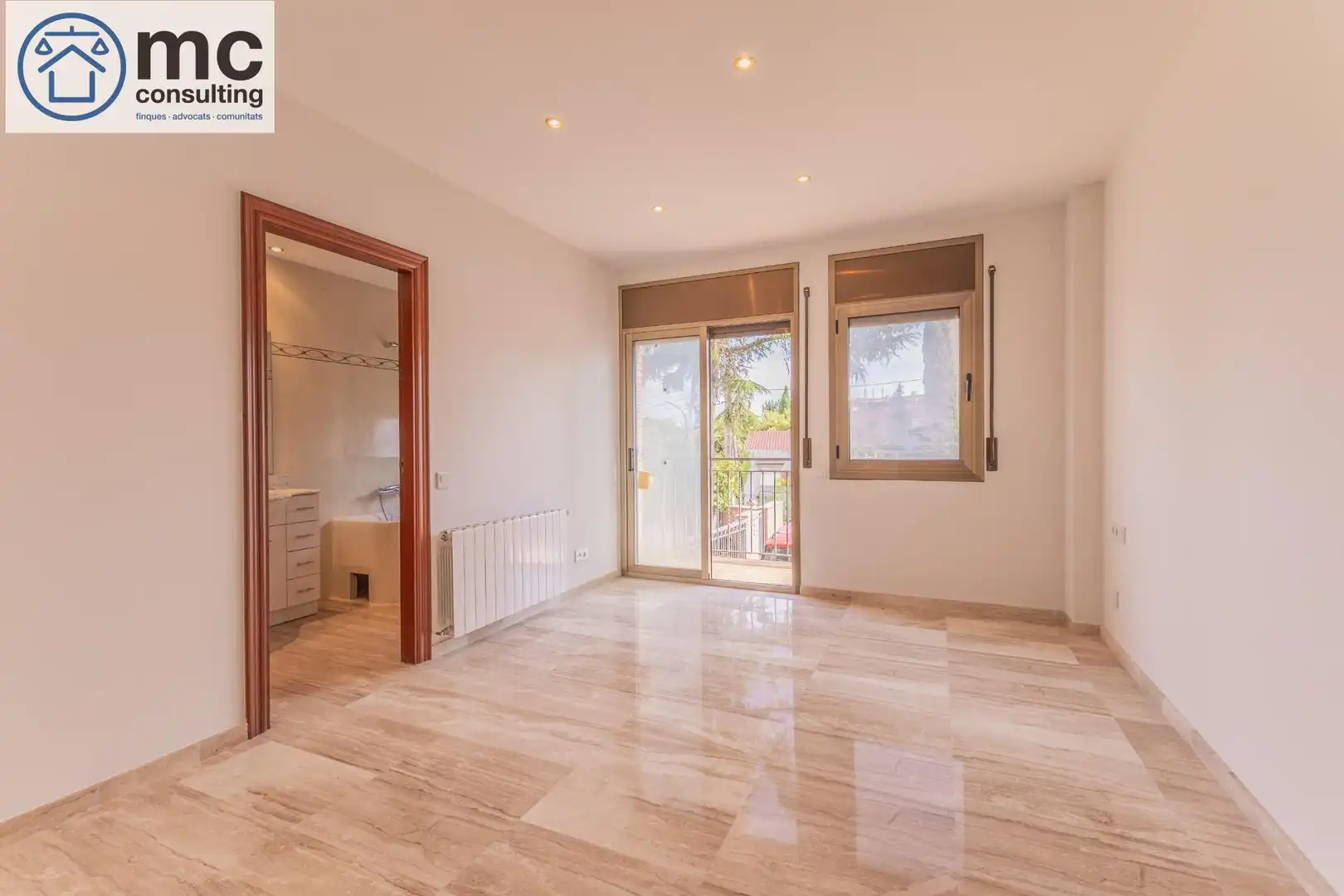 Bedroom of Houses for sale in Mataró  with Heating, Private garden and Terrace