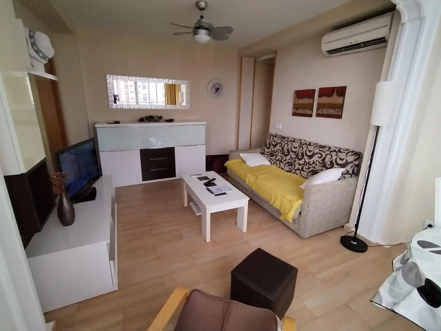 Living room of Apartments for sale in Benidorm  with Air Conditioner, Private garden and Storage room