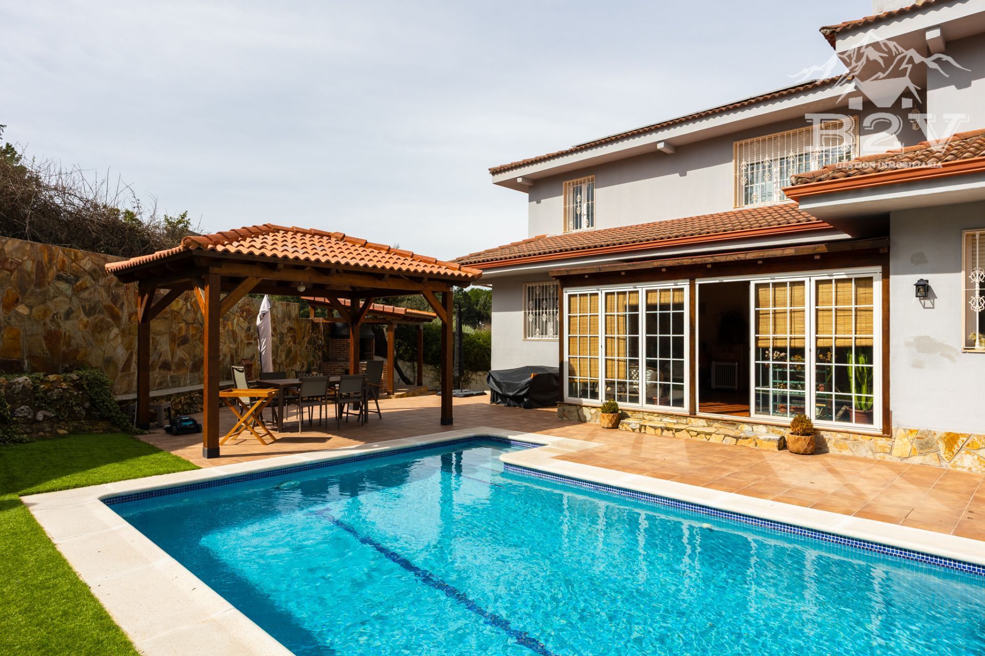 Swimming pool of Houses for sale in Venturada  with Air Conditioner, Heating and Private garden