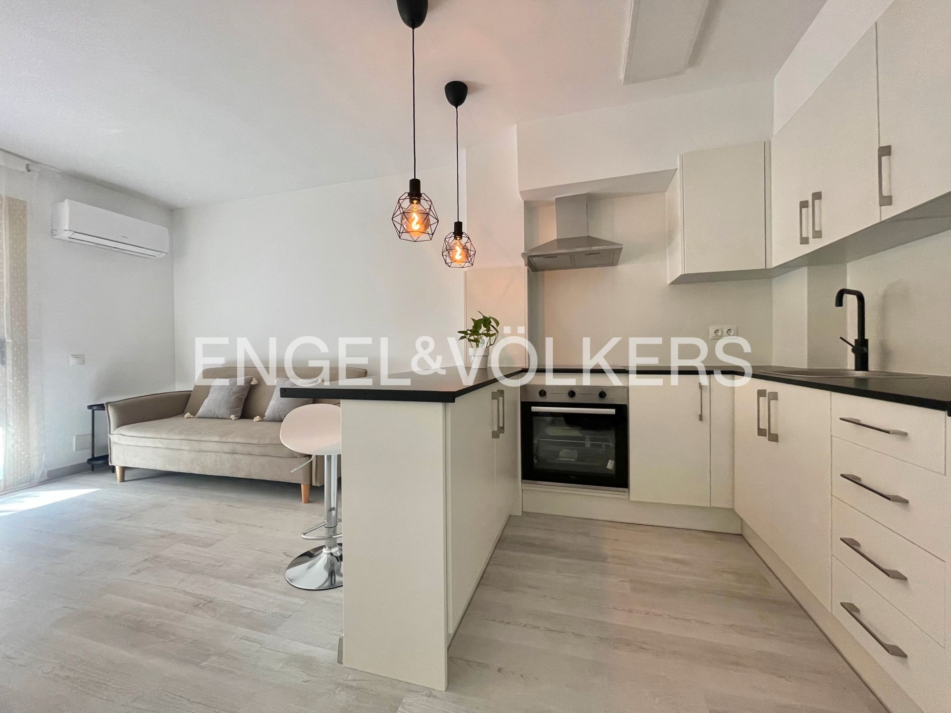 Kitchen of Flat for sale in Salou  with Air Conditioner, Heating and Terrace