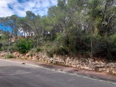 Terreno residencial en venta en Carrer Miranda
