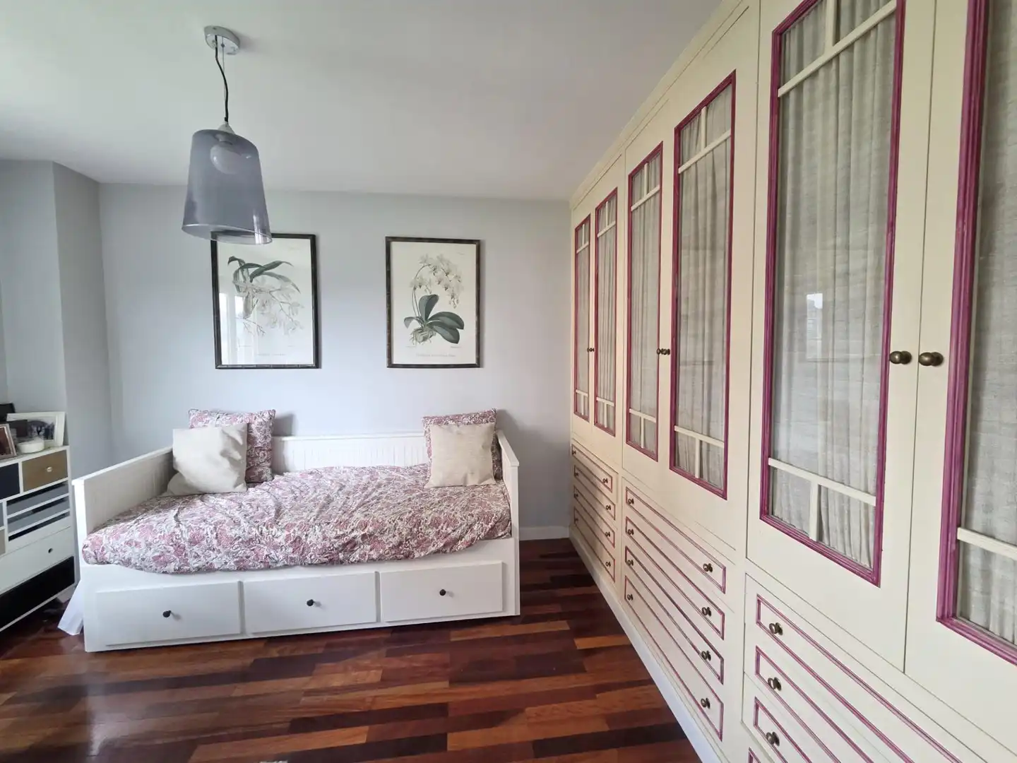 Schlafzimmer von Dachboden zur Miete in Santander mit Heizung, Privatgarten und Parkett