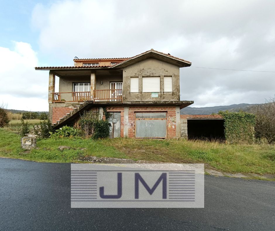 Vista exterior de Casa o xalet en venda en Ribeira amb Jardí privat