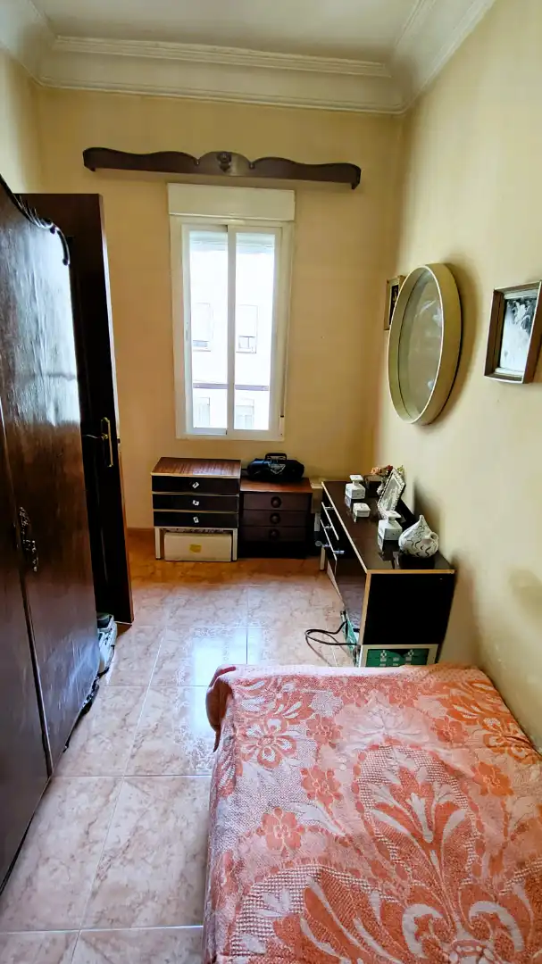 Bedroom of Flat for sale in Madrid  with Heating, Furnished and Balcony