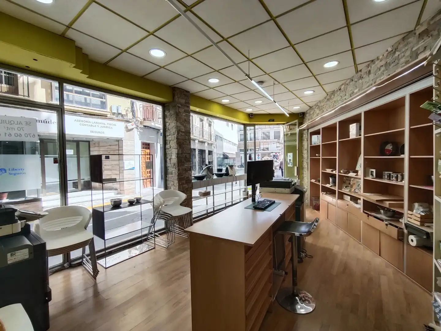 Commercial properties for sale in Calle Trasmonjas, 1, Priego de Córdoba