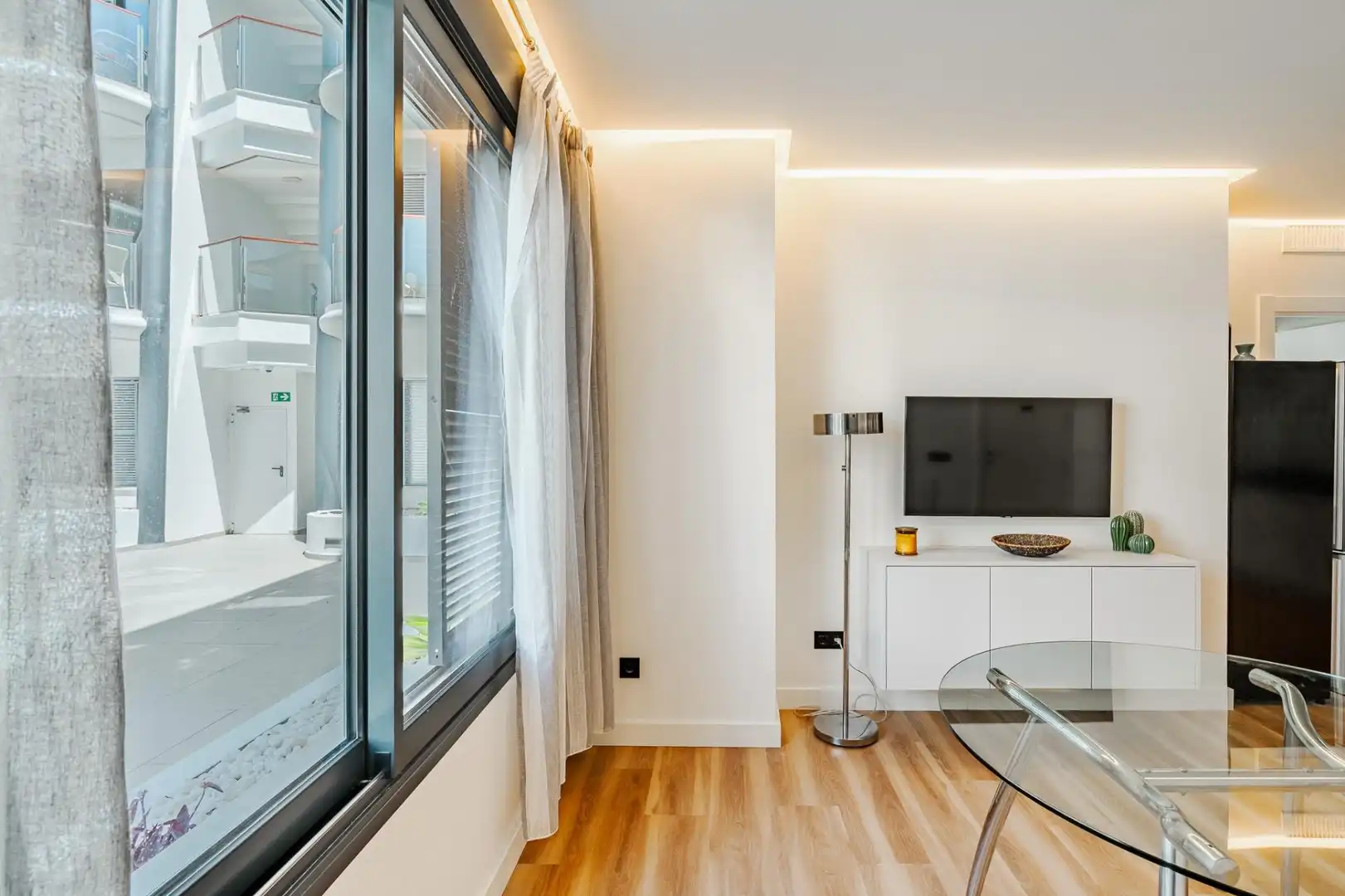 Sala de estar de Apartamento en venta en Estepona con Aire acondicionado, Calefacción y Amueblado