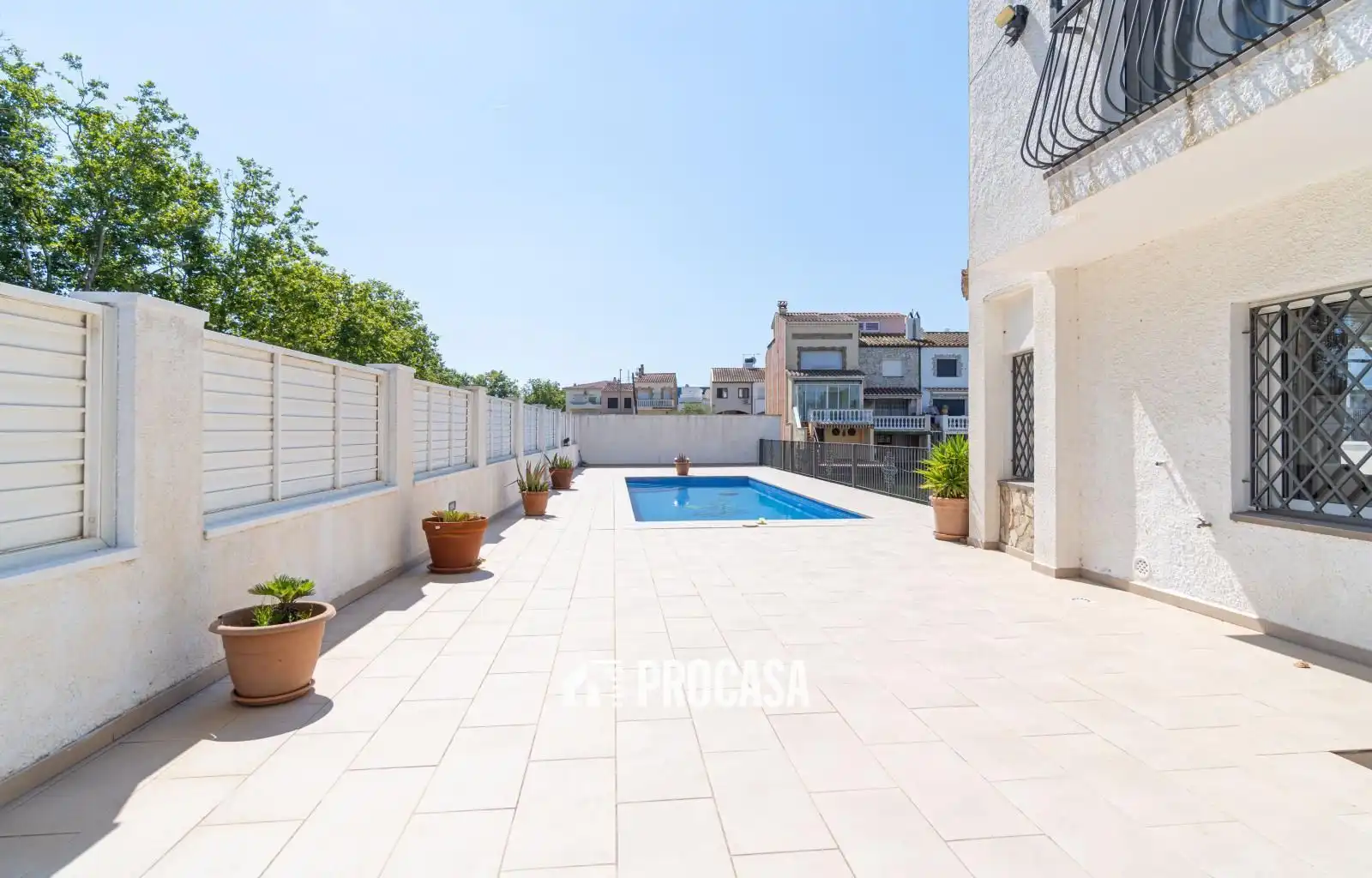 Terrassa de Casa o xalet en venda en Empuriabrava amb Aire condicionat, Piscina i Moblat