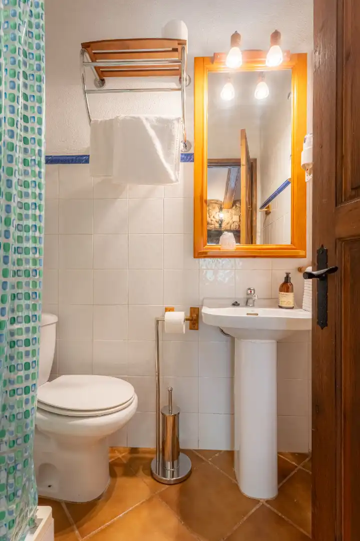 Bathroom of Houses for sale in Montblanc  with Air Conditioner, Heating and Private garden