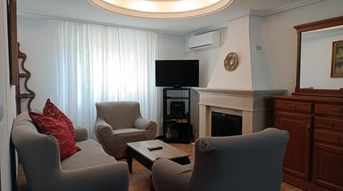 Photo 3 of Houses for rent in Avenida de las Ciencias, Colores - Entreparques, Sevilla Capital