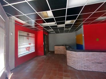 Local comercial en venda a Cuatro Vientos