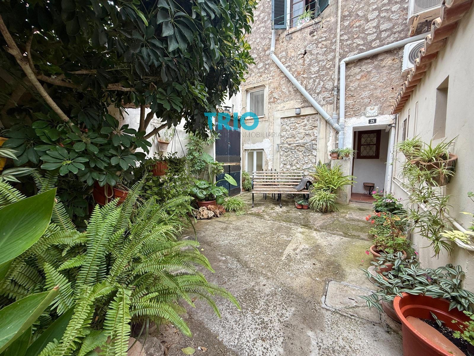 Duplex to rent in Esporles