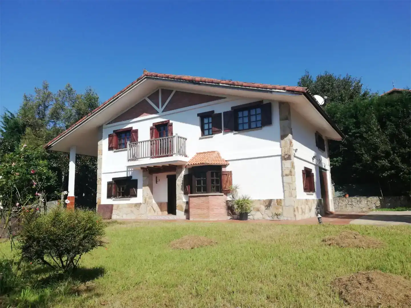 Exterior view of Houses for rent in Muxika  with Private garden, Storage room and Furnished
