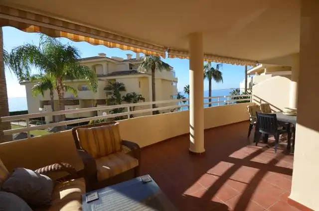 Apartamento con piscina en venta en Calle Calle Torrequebrada, imagen 5