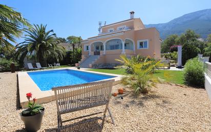 Jardí de Casa o xalet en venda en Dénia amb Aire condicionat, Calefacció i Jardí privat
