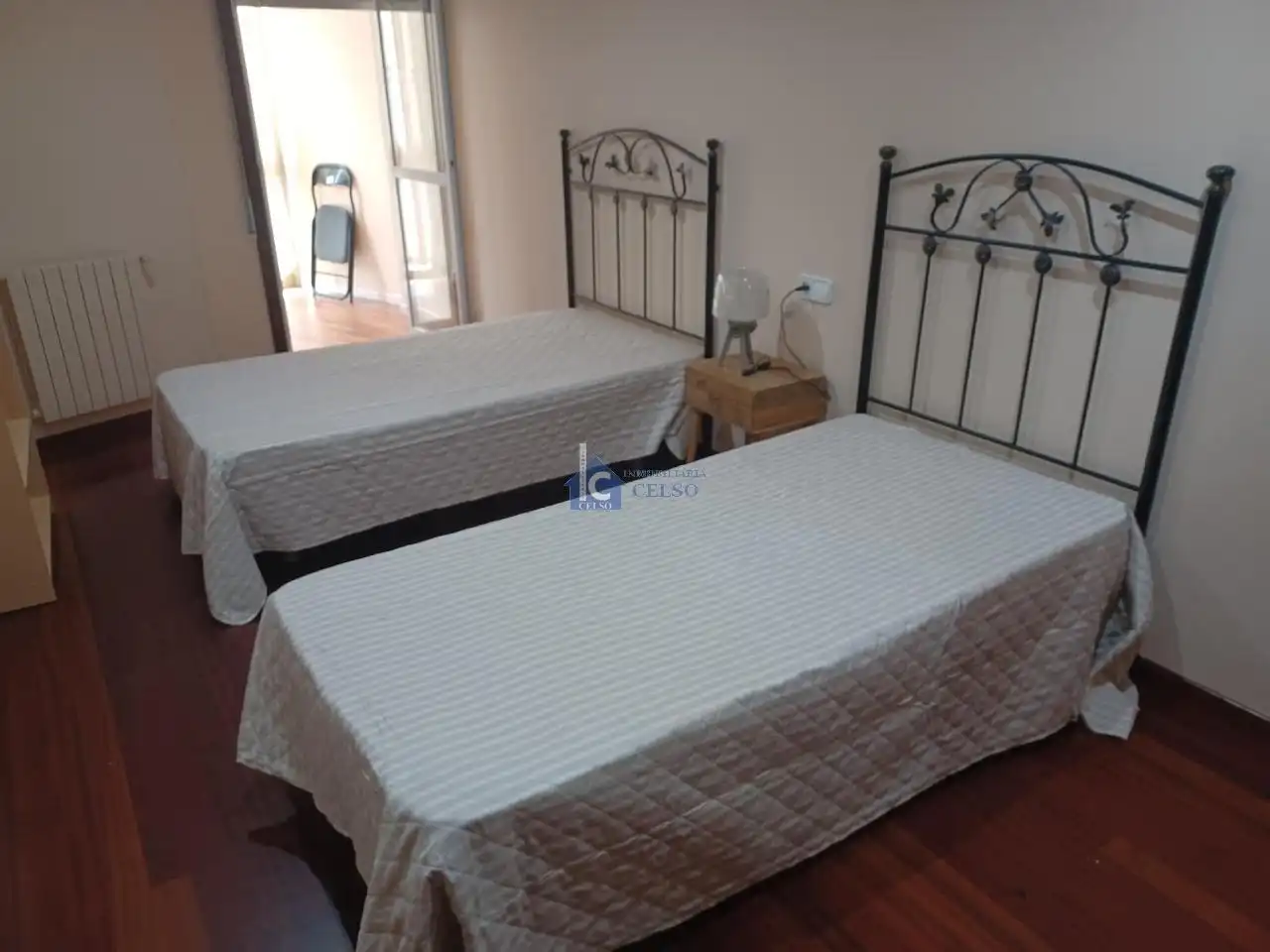 Habitación de Piso de alquiler en Ourense Capital  con Calefacción, Parquet y Trastero