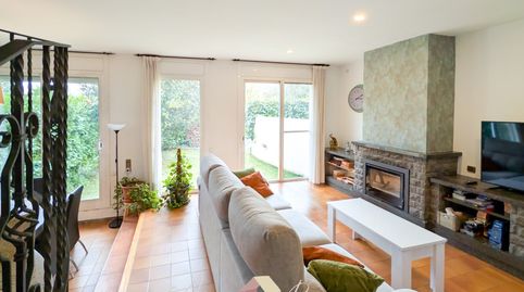 Foto 2 von Einfamilien-Reihenhaus zum Verkauf in Tona, Barcelona