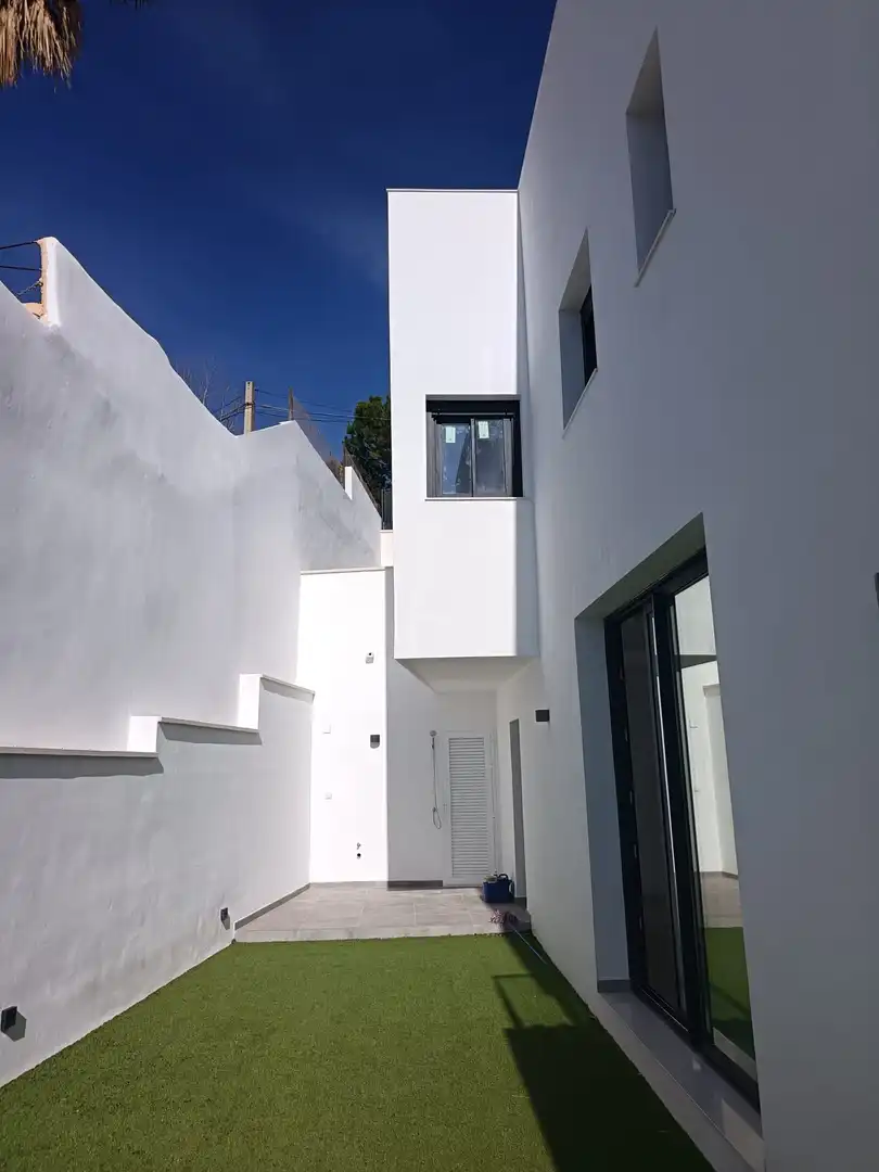 Casa aparellada amb piscina en venda a Puerto de la Torre - Atabal, imagen 12