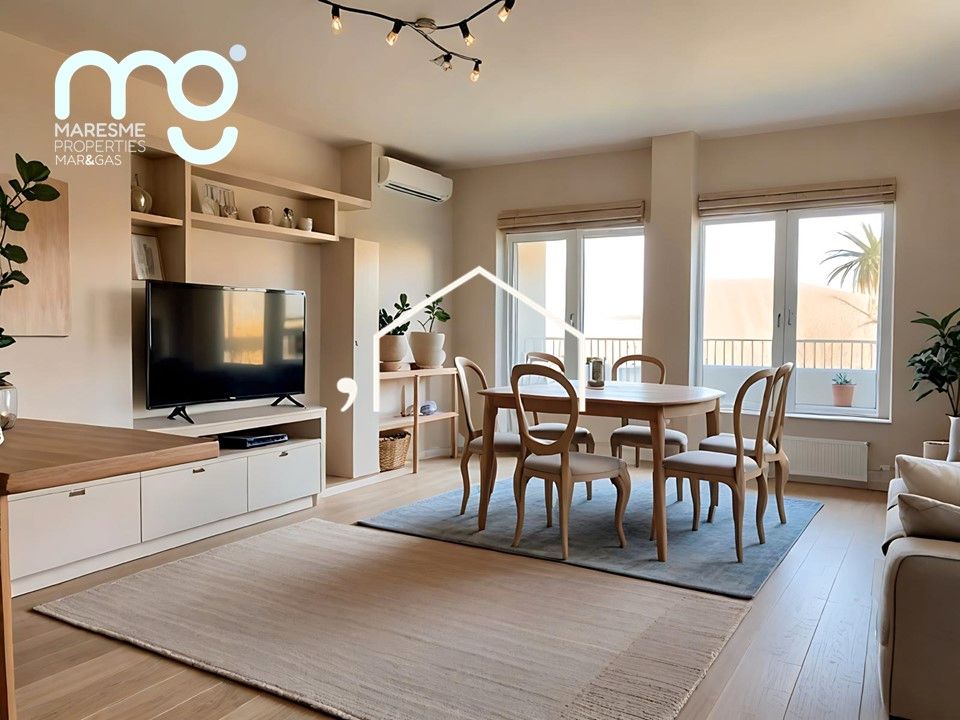 Sala d'estar de Àtic en venda en Arbúcies amb Aire condicionat, Terrassa i Forn