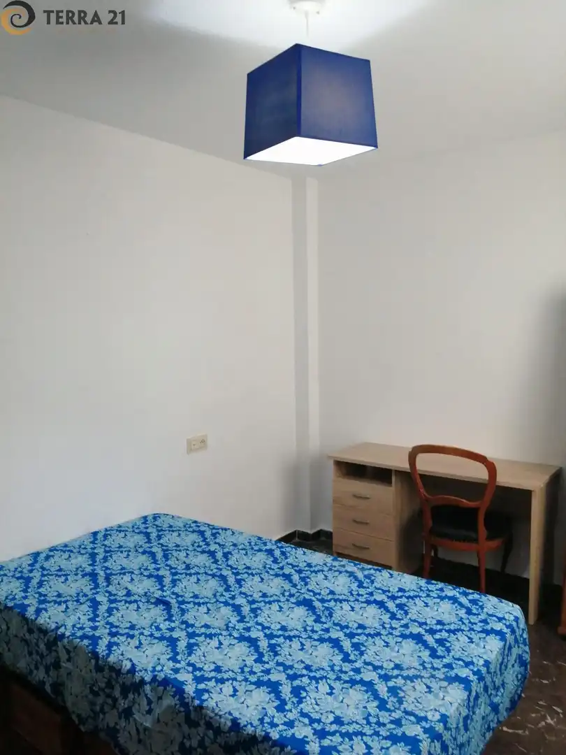 Habitación de Piso de alquiler en Jaén con Terraza