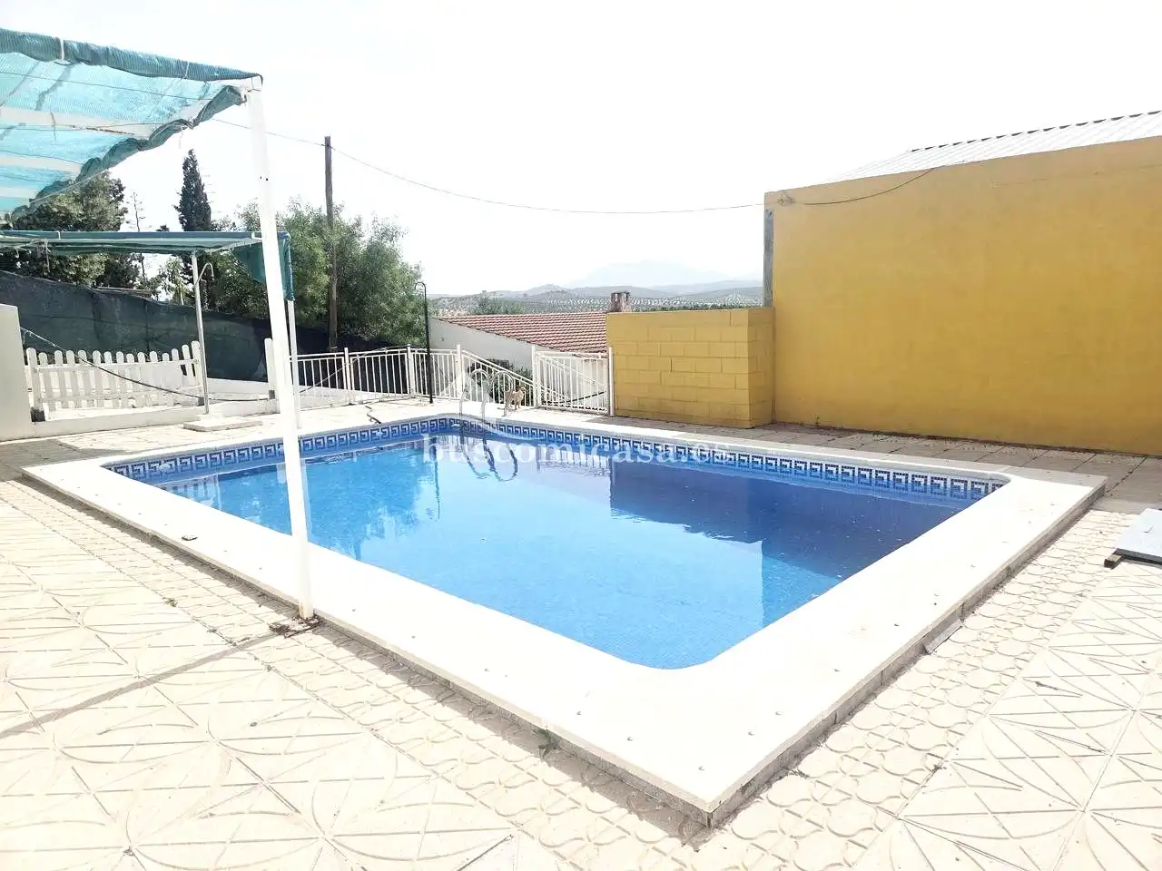 Piscina de Casa o xalet en venda en Jaén amb Aire condicionat, Calefacció i Jardí privat
