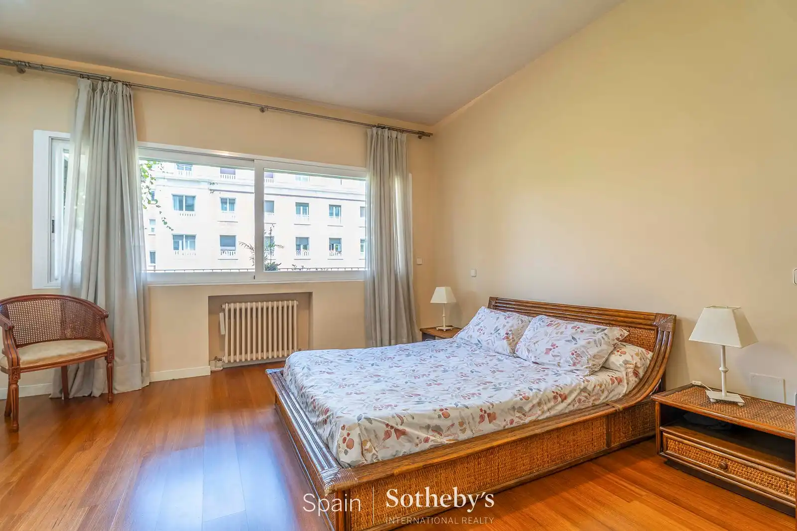 Habitación de Apartamento en venta en Madrid con Aire acondicionado, Calefacción y Terraza