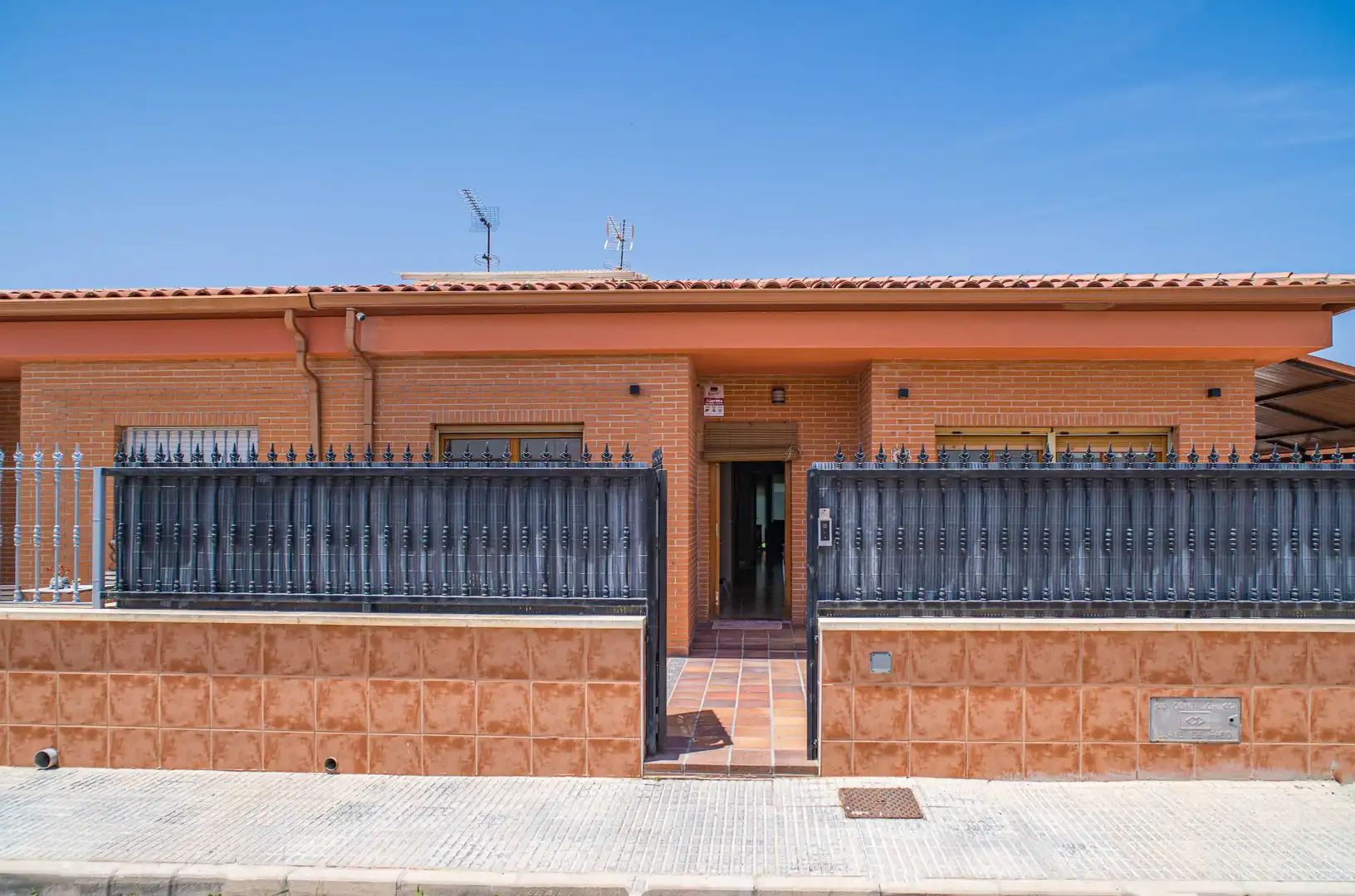 Haus zum Verkauf in El Pinós / Pinoso, imagen 3