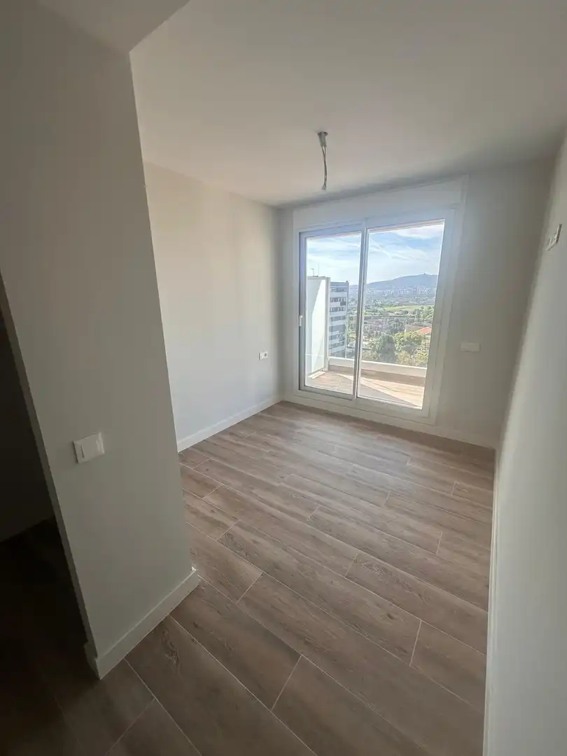 Habitación de Piso de alquiler en Fontsanta - Fatjó