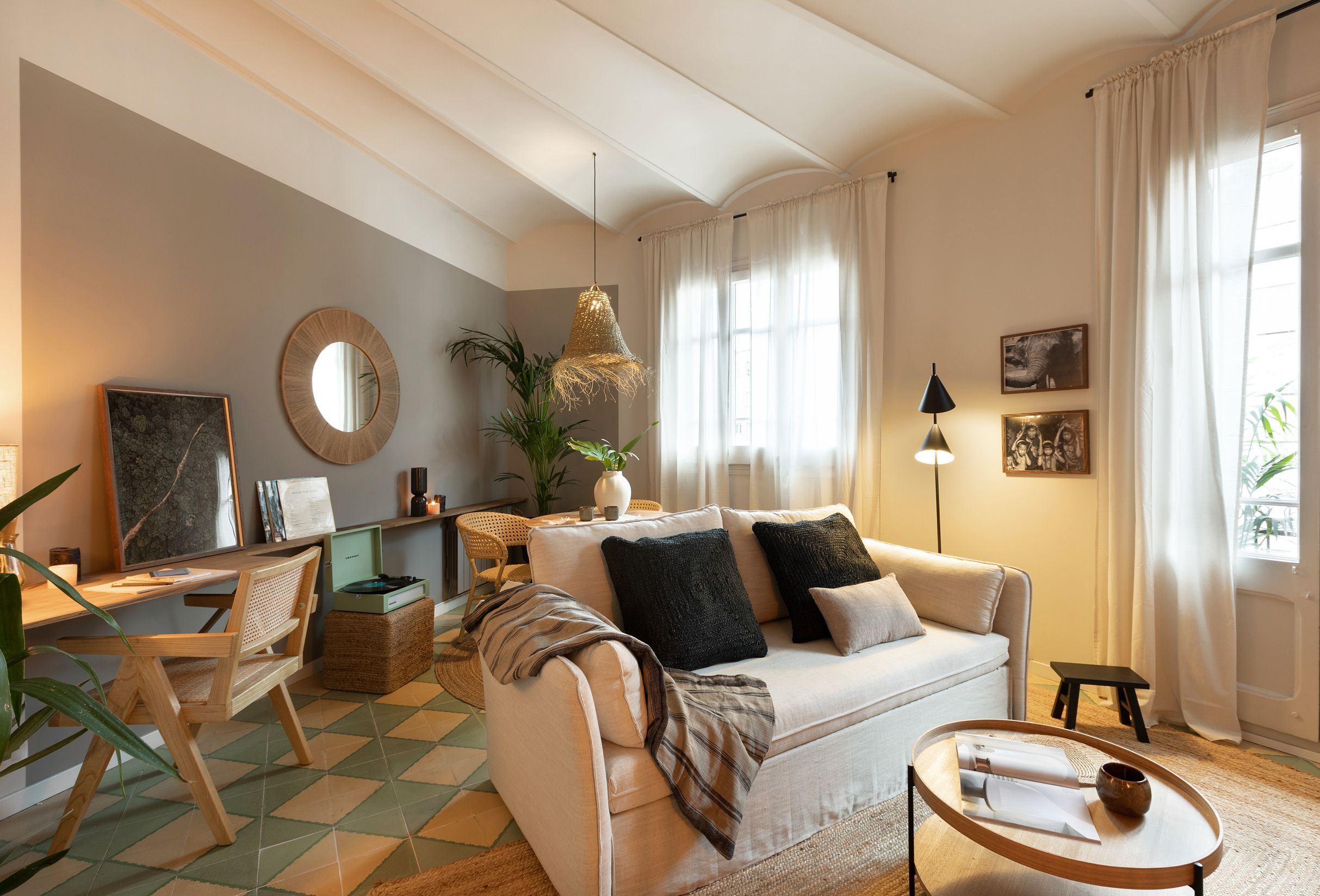 Living room of Apartment to rent in  Barcelona Capital  with Air Conditioner, Furnished and Oven