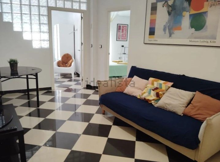 Sala d'estar de Pis de lloguer en Málaga Capital amb Aire condicionat i Moblat
