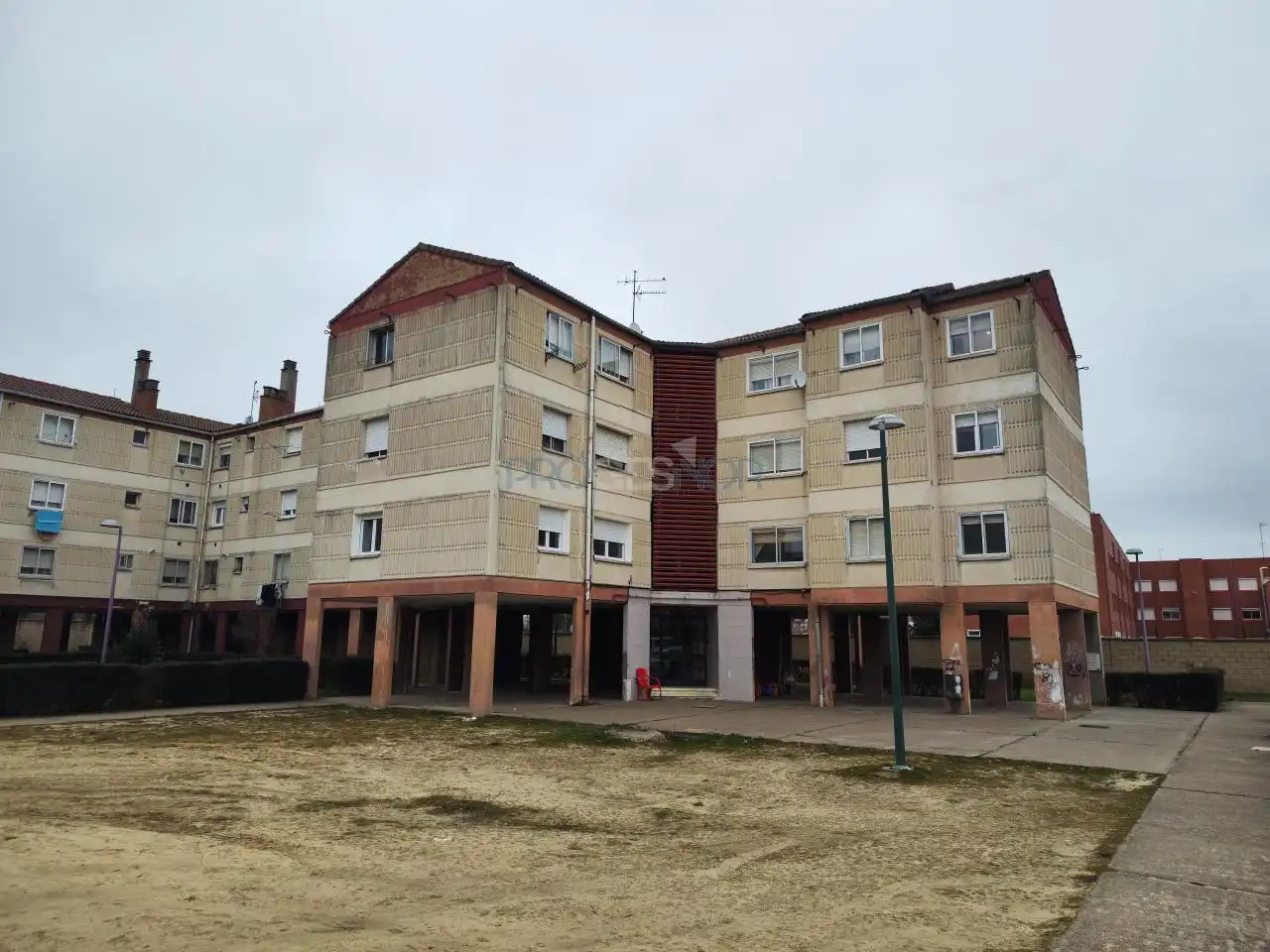 Vista exterior de Piso en venta en Armunia