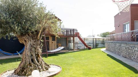 Foto 2 de Casa o xalet en venda a Calle Cañada Real-mr, Villaturiel, León