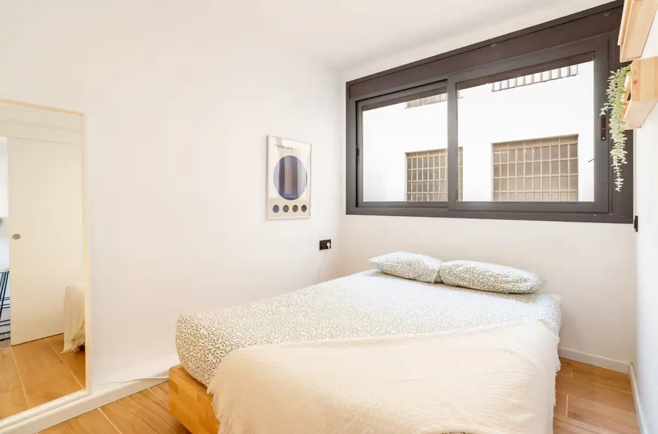 Dormitori de Àtic de lloguer en Tarragona amb Aire condicionat, Calefacció i Parquet