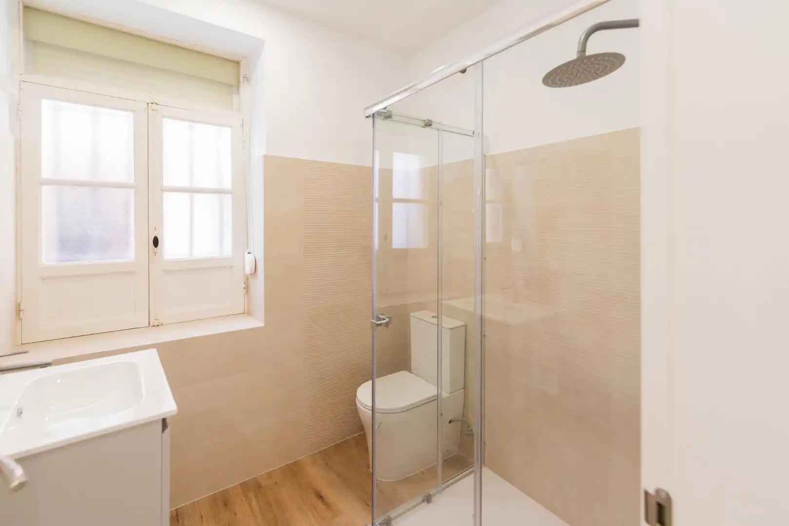 Baño de Piso en venta en El Pópulo - Santa María 