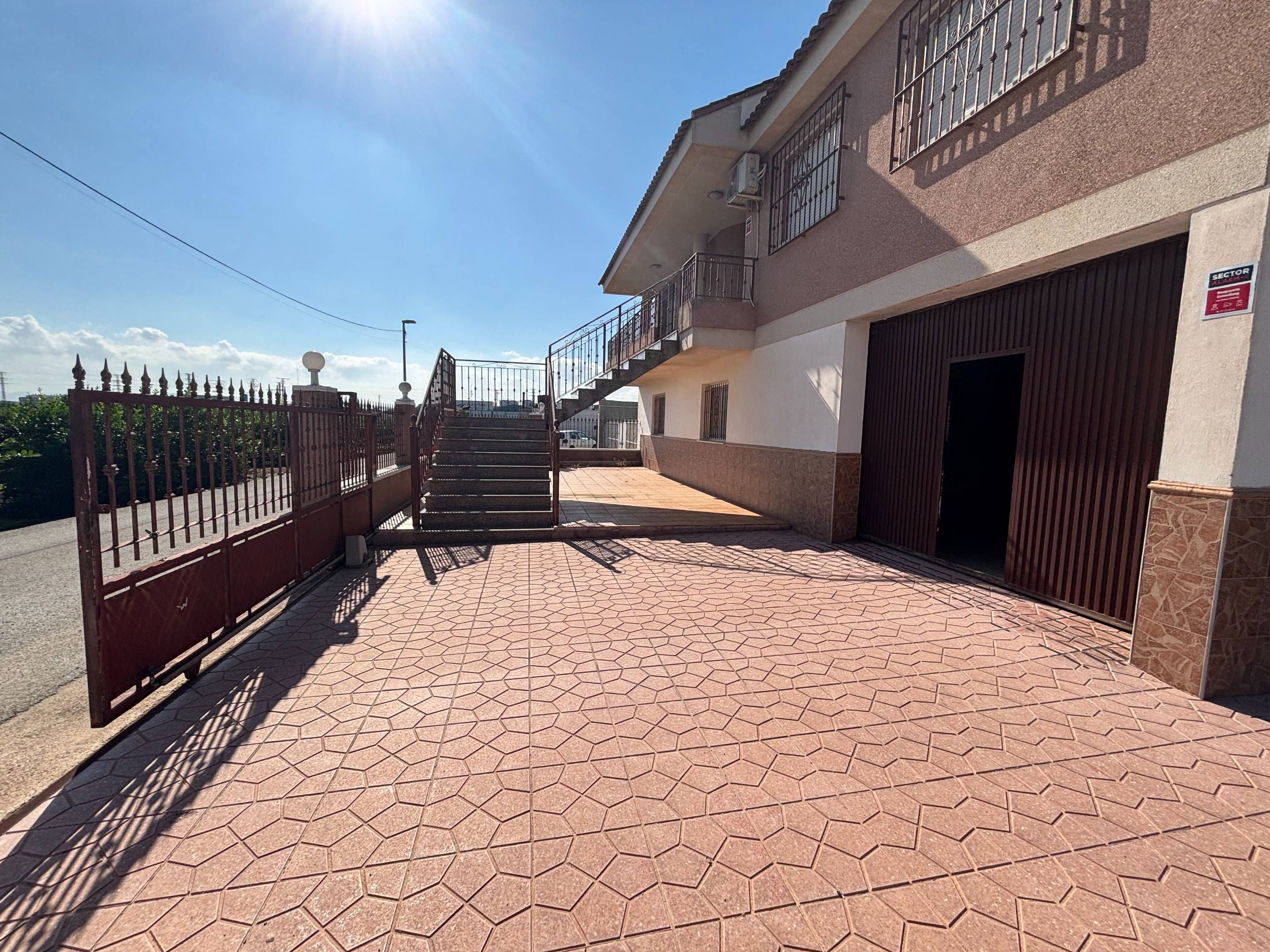 Terrassa de Casa o xalet en venda en  Murcia Capital amb Aire condicionat, Jardí privat i Terrassa