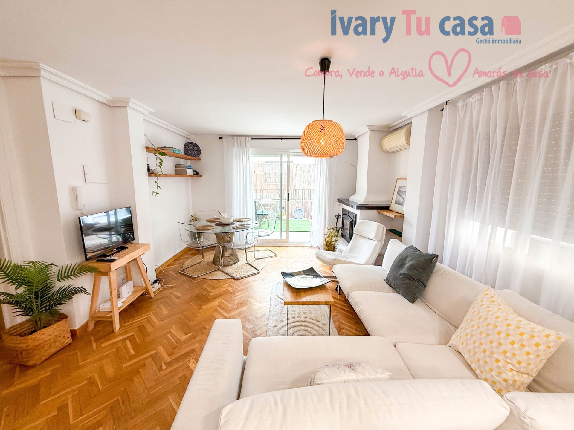 Sala d'estar de Àtic en venda en Castellón de la Plana / Castelló de la Plana amb Aire condicionat, Terrassa i Traster