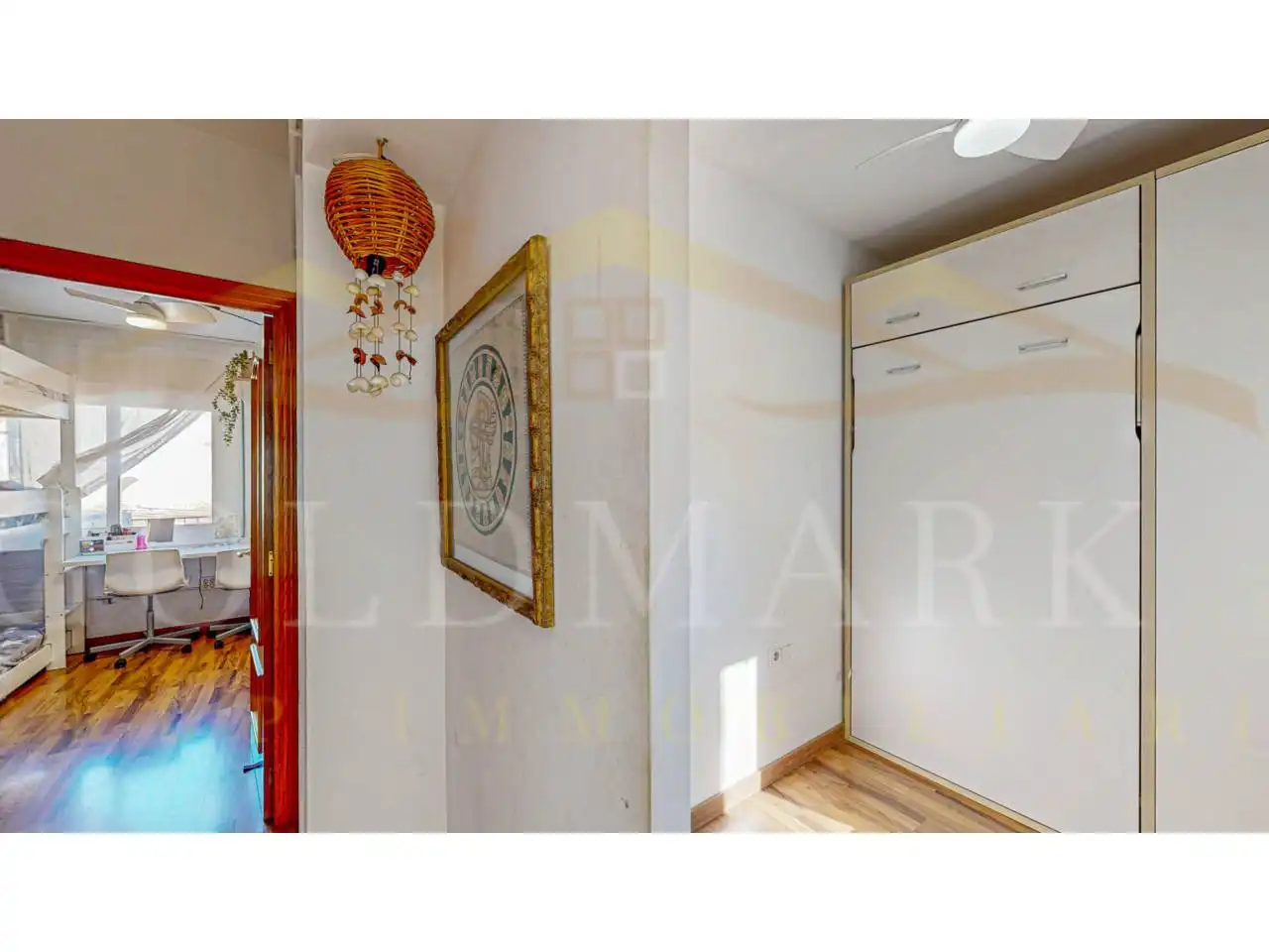 Piso en venta en Sant Vicenç Dels Horts con Aire acondicionado, Calefacción y Parquet