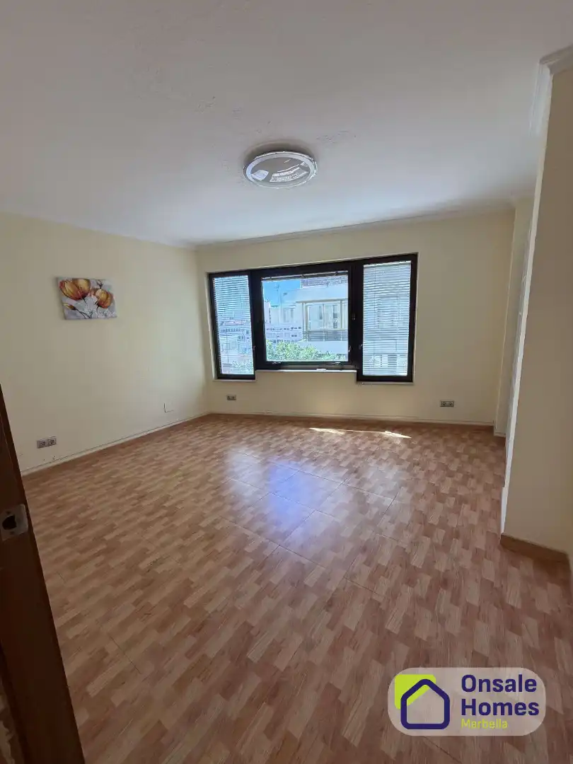 Bureau avec ascenseur à vendre à Avenida Ricardo Soriano, imagen 4