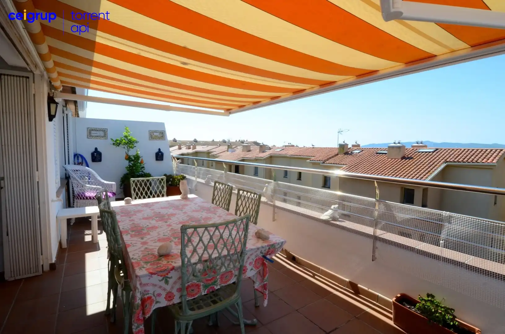 Terraza de Ático en venta en L'Estartit con Aire acondicionado, Terraza y Amueblado