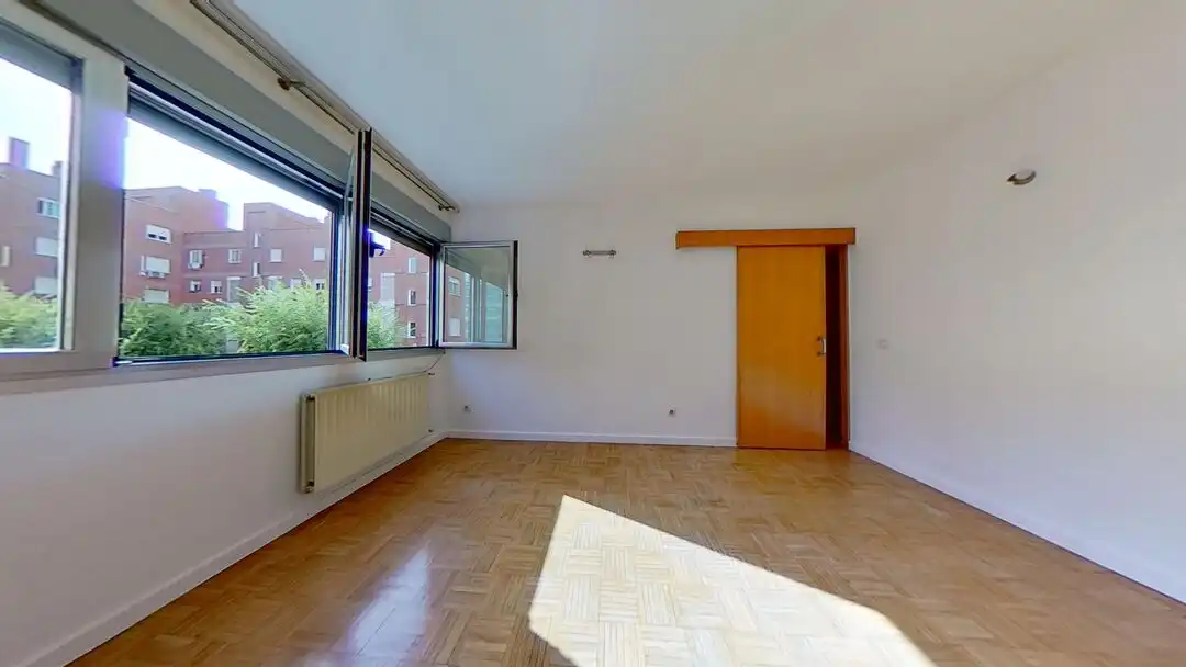 Appartamento con ascensore in affitto a Avenida de la Perla, imagen 42