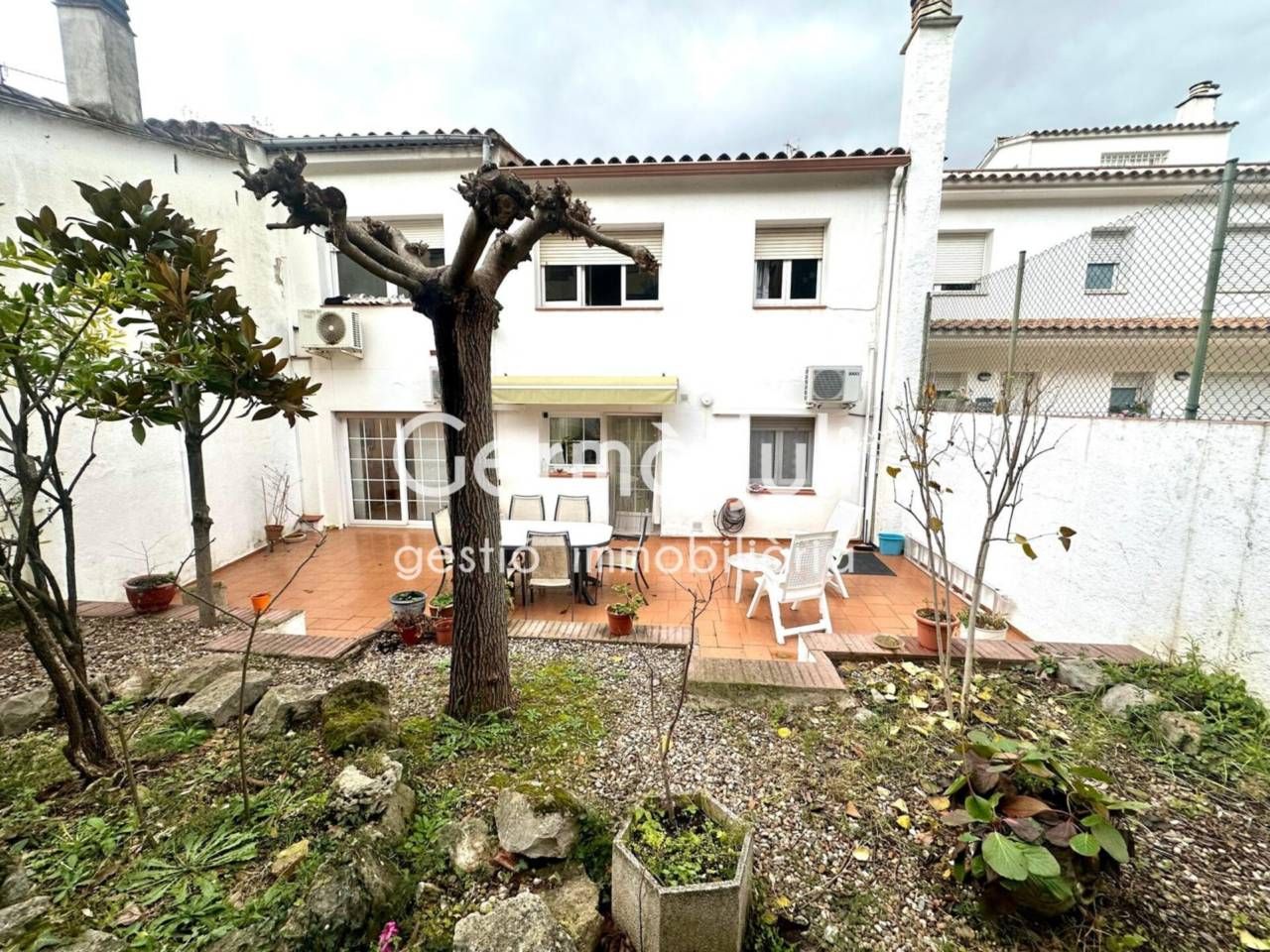 Jardí de Casa o xalet en venda en Girona Capital amb Calefacció i Terrassa