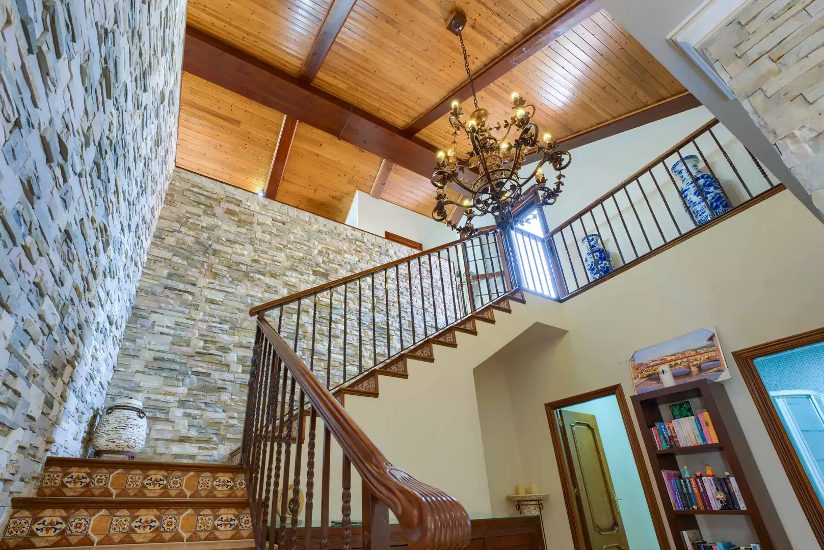 Houses for sale in Montequinto  with Air Conditioner, Heating and Private garden