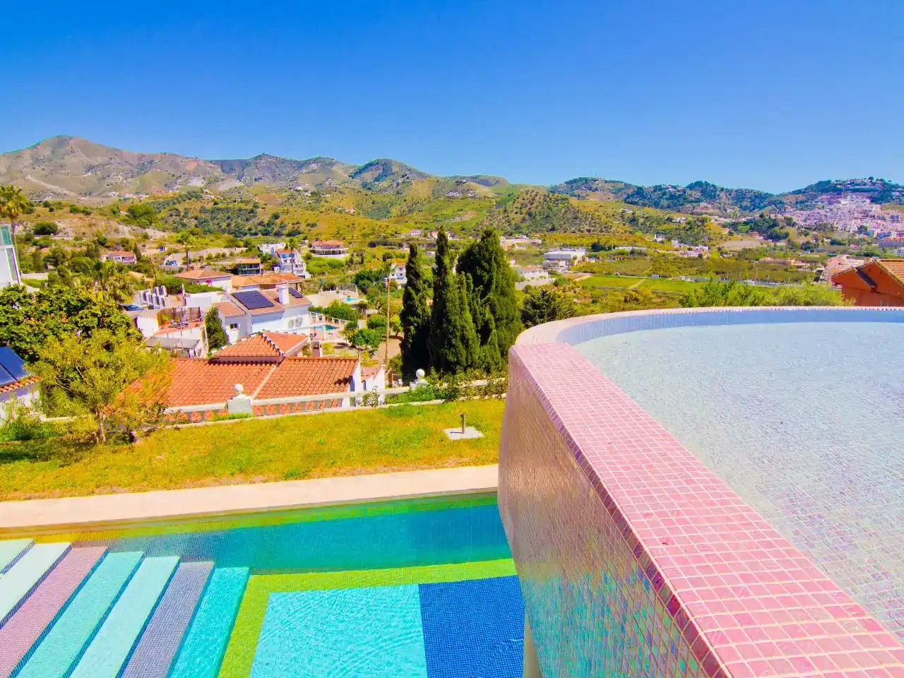 Piscina de Piso en venta en La Herradura