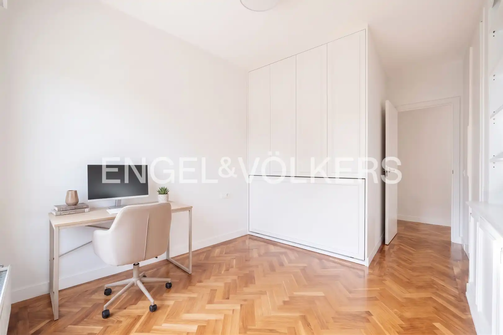 Bedroom of Flat for rent in Madrid  with Air Conditioner, Heating and Terrace