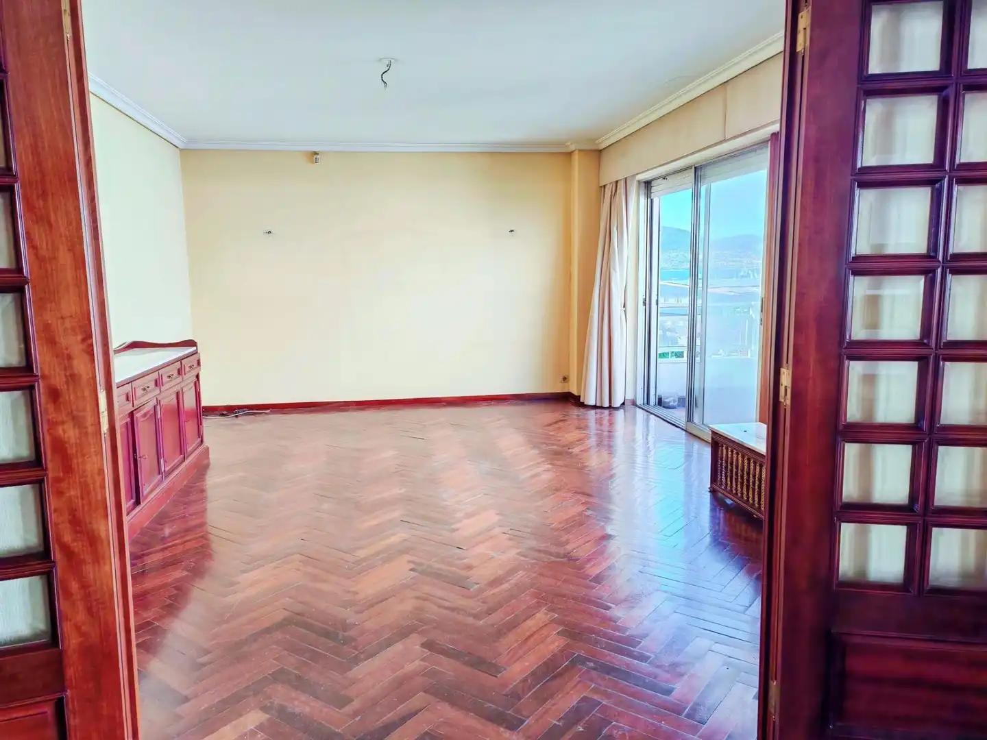 Sala de estar de Piso en venta en Vigo  con Calefacción y Terraza