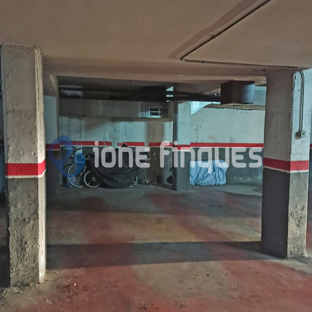 Aparcament de Garatge en venda en Sabadell