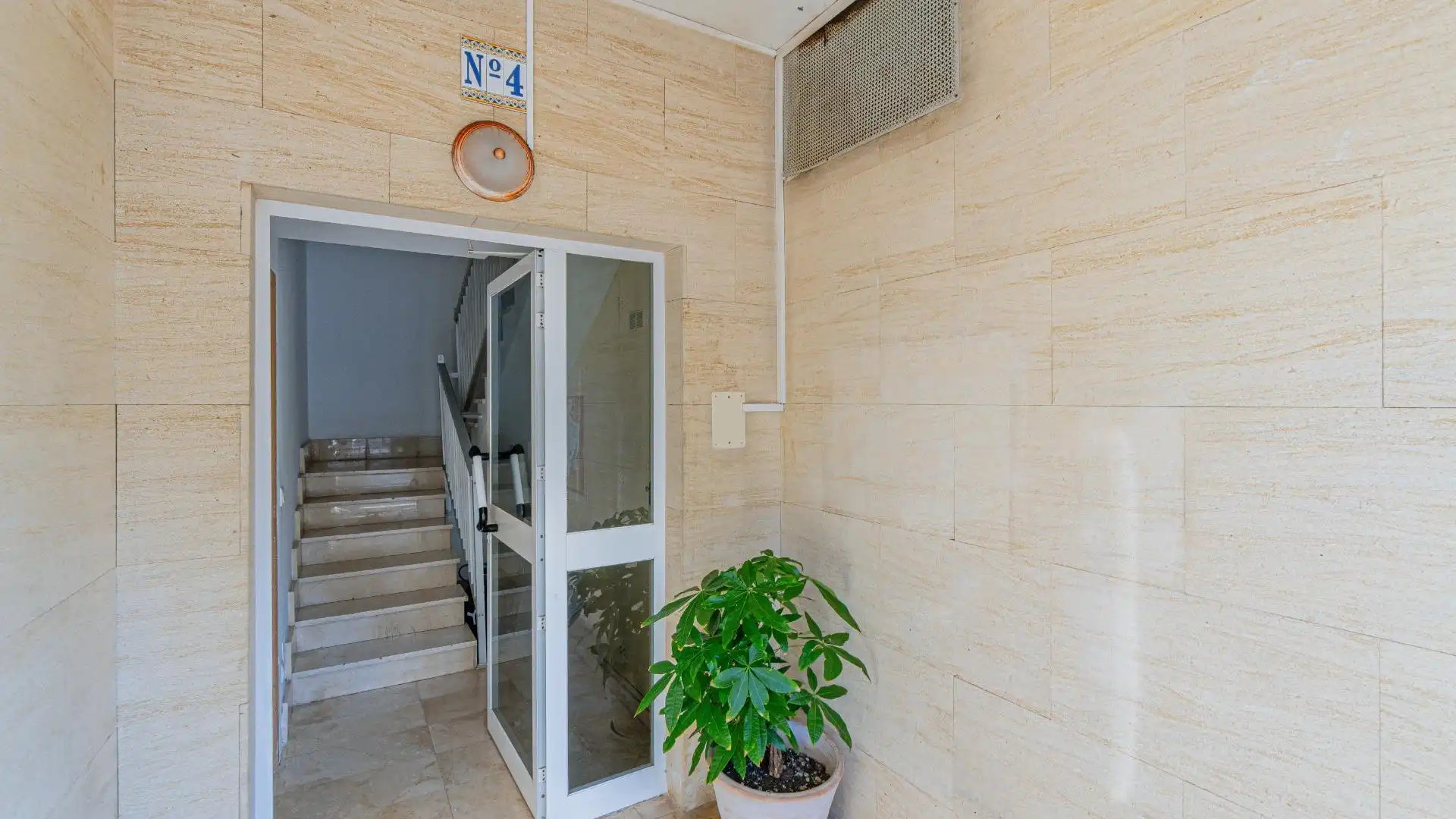 Flat for sale in S'Arenal