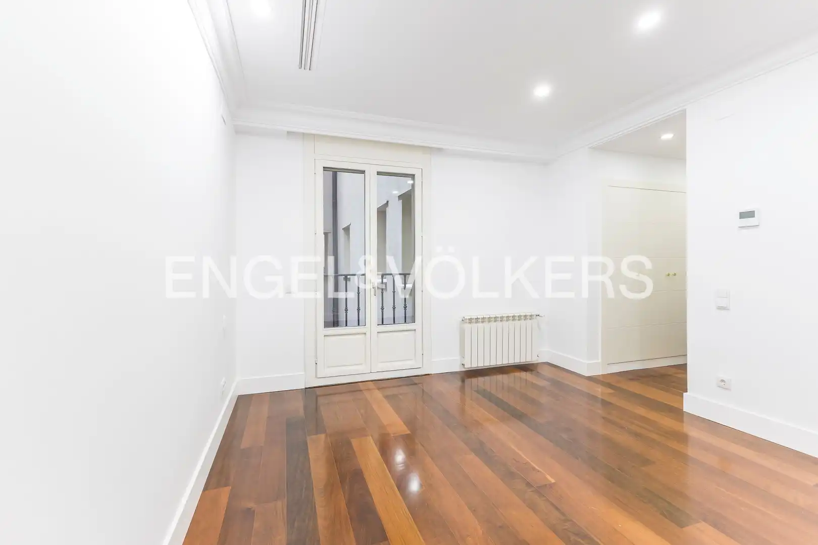Wohnung zur Miete in Madrid mit Klimaanlage, Heizung und Balkon
