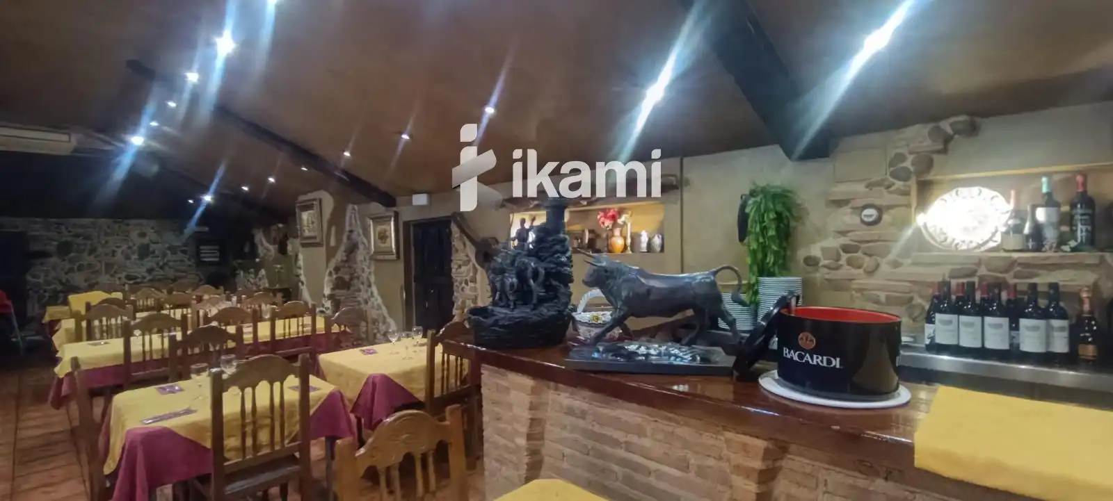 Local en venda en Madrid amb Terrassa, Moblat i Internet